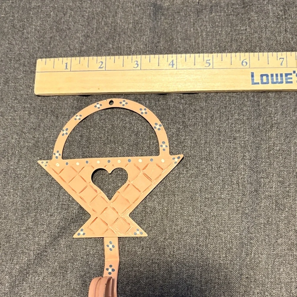 Heart Design Peachy Wall Hook